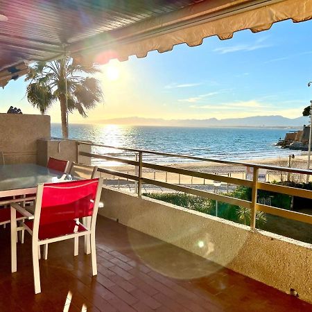 Magnifico Apartamento Playamero Con Vistas Al Mar. 萨洛 外观 照片