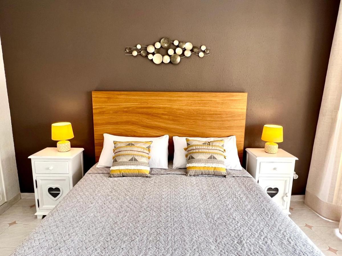 Magnifico Apartamento Playamero Con Vistas Al Mar. 萨洛 外观 照片